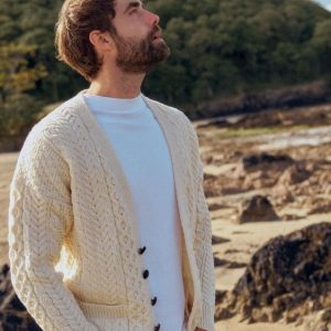 Gilet torsadé en laine naturelle