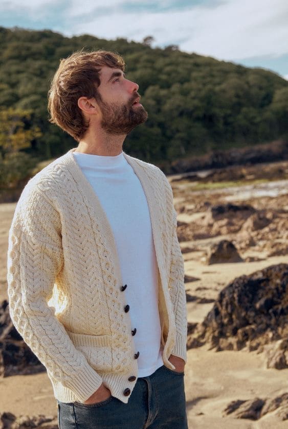 Gilet torsadé en laine naturelle