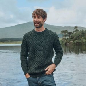 Pull torsadé en laine naturelle